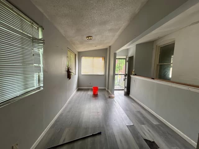 2810 Norwood Ave photo 23