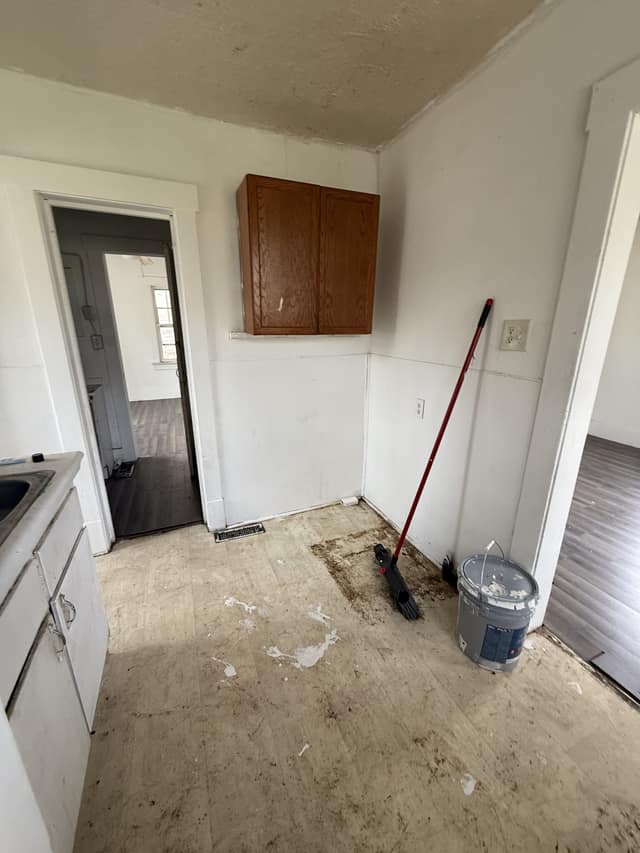 830 East Rodgers Ave photo 12
