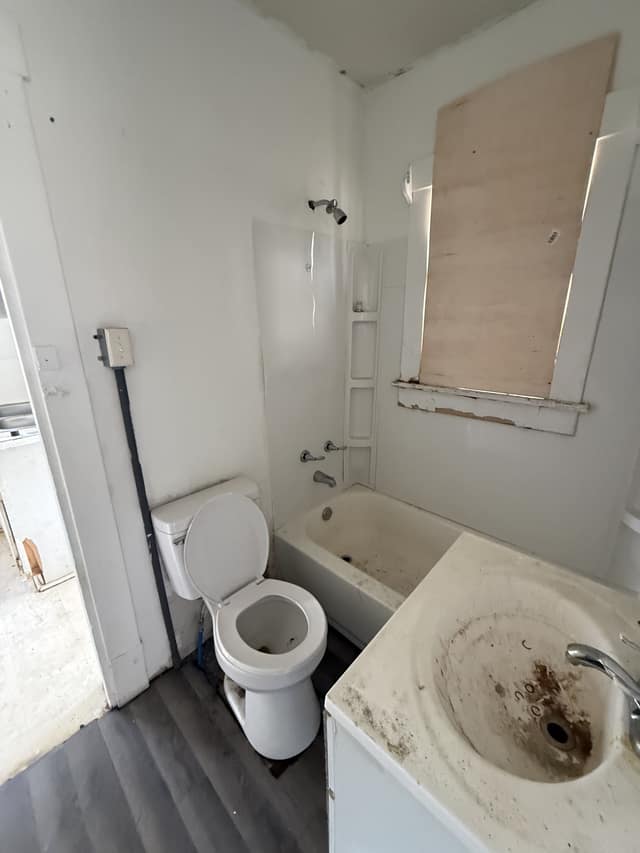 830 East Rodgers Ave photo 17