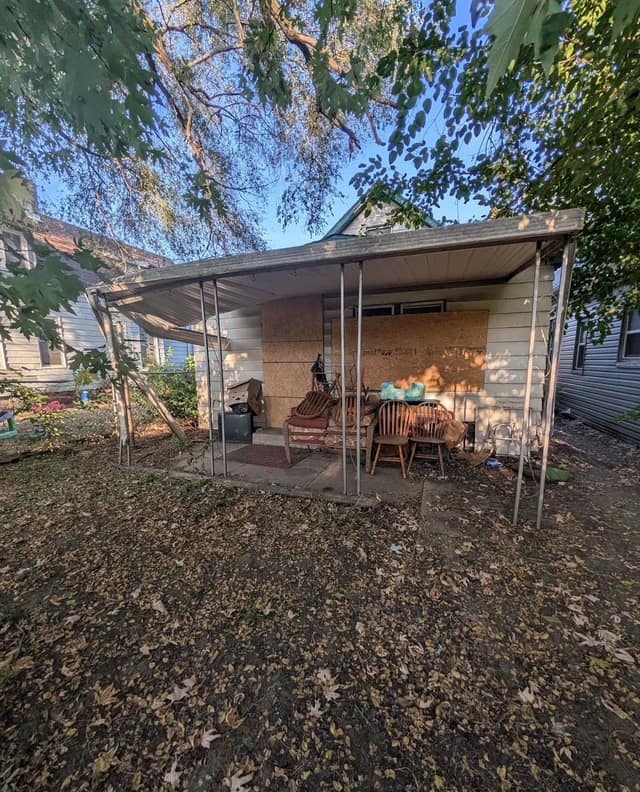 1521 S Westmoreland photo 15