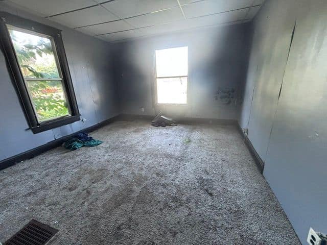514 N Walnut St photo 3