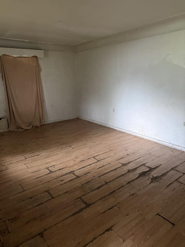 5050 Hallows Avenue photo 3