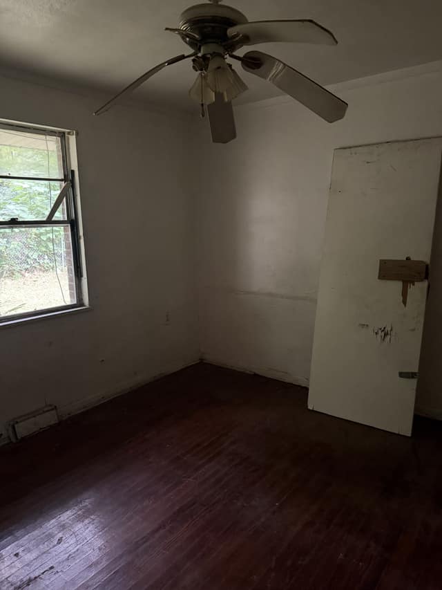 5050 Hallows Avenue photo 14