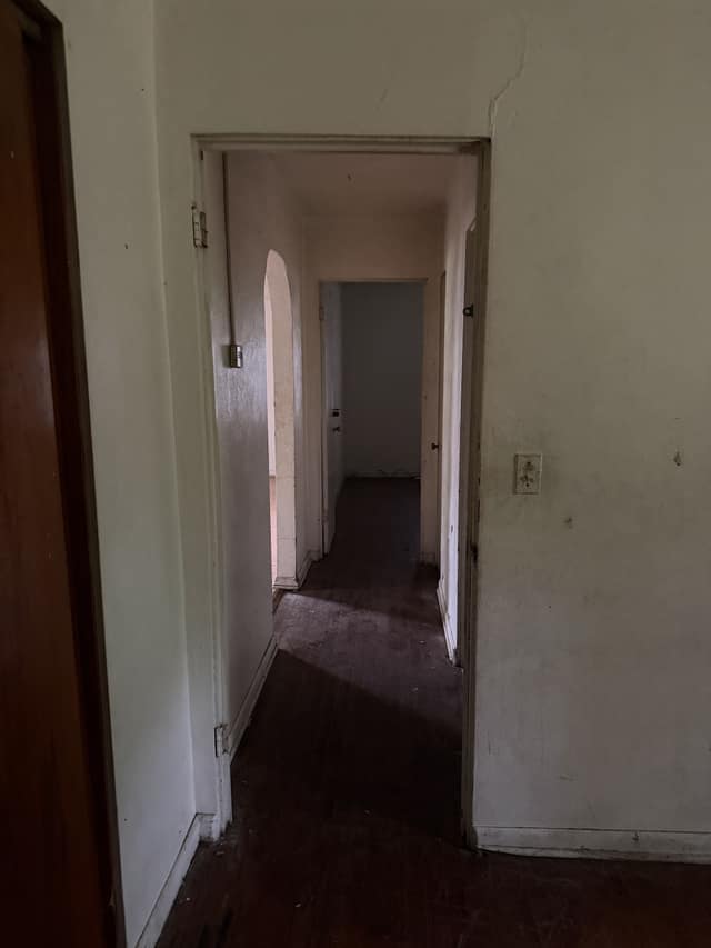 5050 Hallows Avenue photo 17