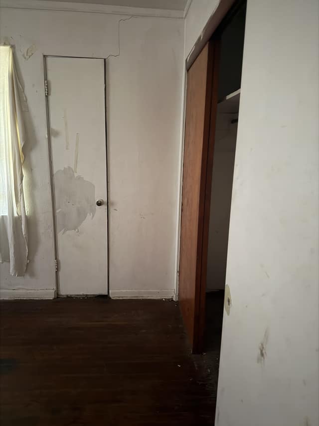 5050 Hallows Avenue photo 24