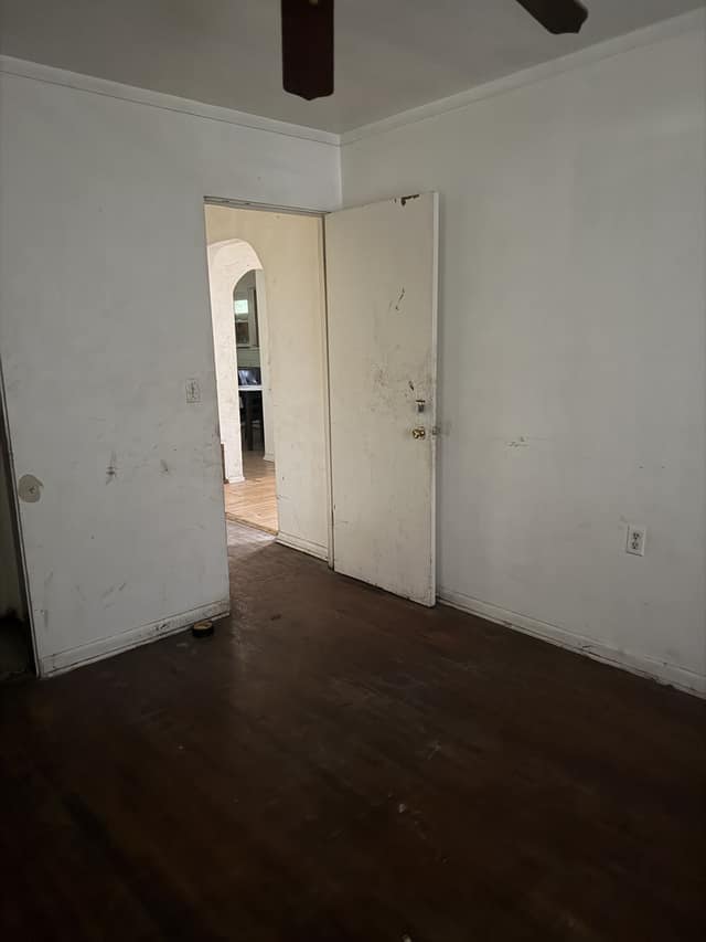 5050 Hallows Avenue photo 25