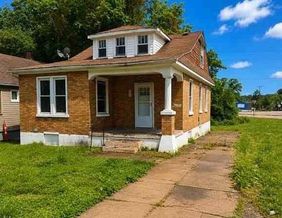 5349 Janet Ave photo 2