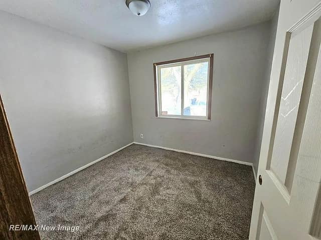 505 Yale St photo 18