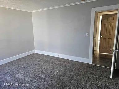 505 Yale St photo 16
