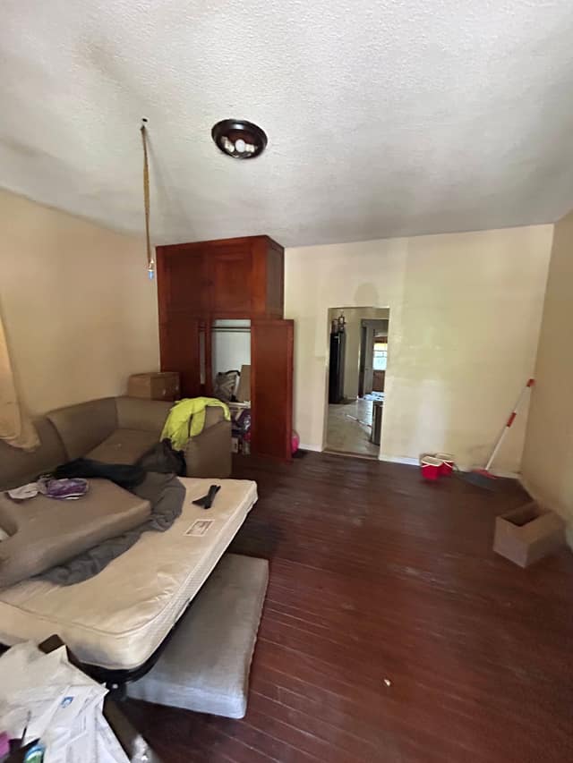 718 South Church Street  photo 7