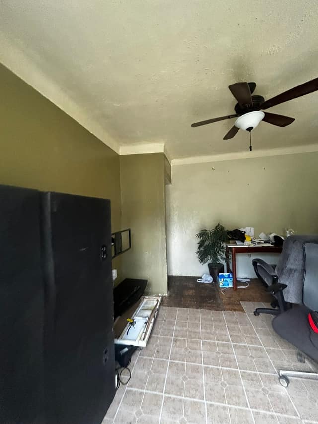 127 Elkan Ave photo 4