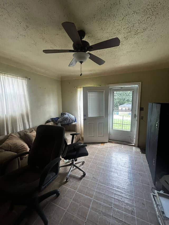 127 Elkan Ave photo 6