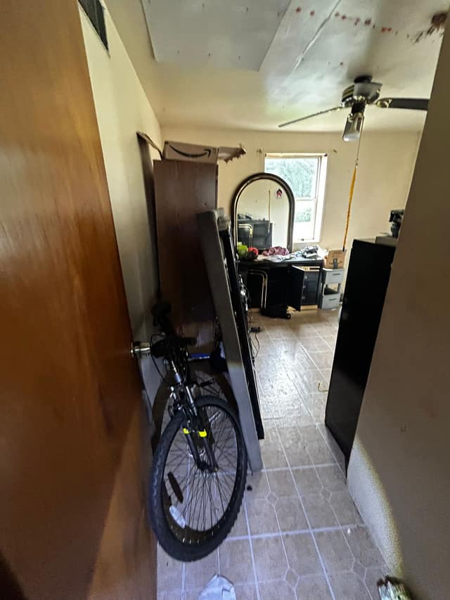 127 Elkan Ave photo 15