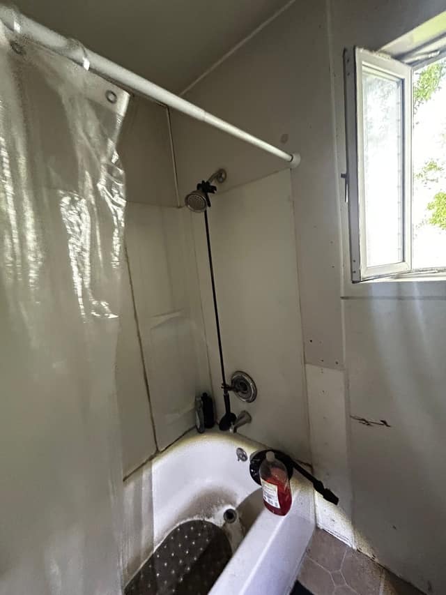 127 Elkan Ave photo 22