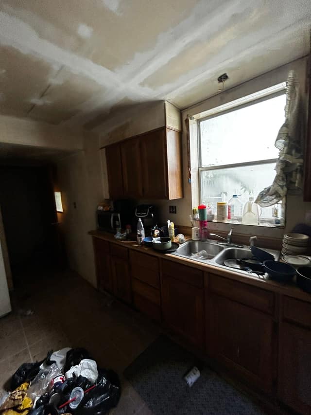 127 Elkan Ave photo 27