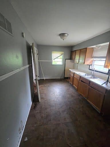 1039 Gimblin Street photo 11
