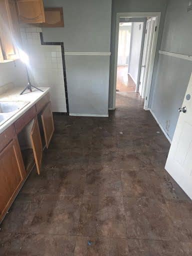 1039 Gimblin Street photo 12