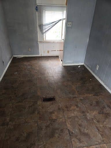 1039 Gimblin Street photo 7
