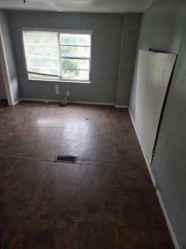 1039 Gimblin Street photo 8