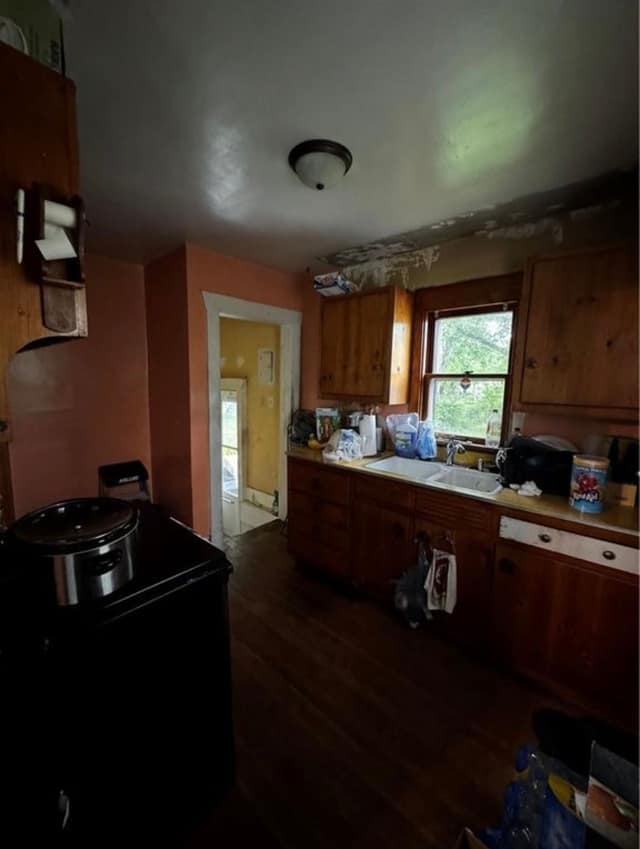 1818 N Maple Ave photo 13