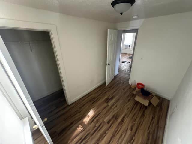 5930 Shulte Avenue photo 8