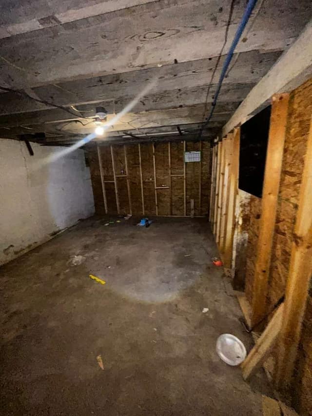 1027 Garth Ave photo 6