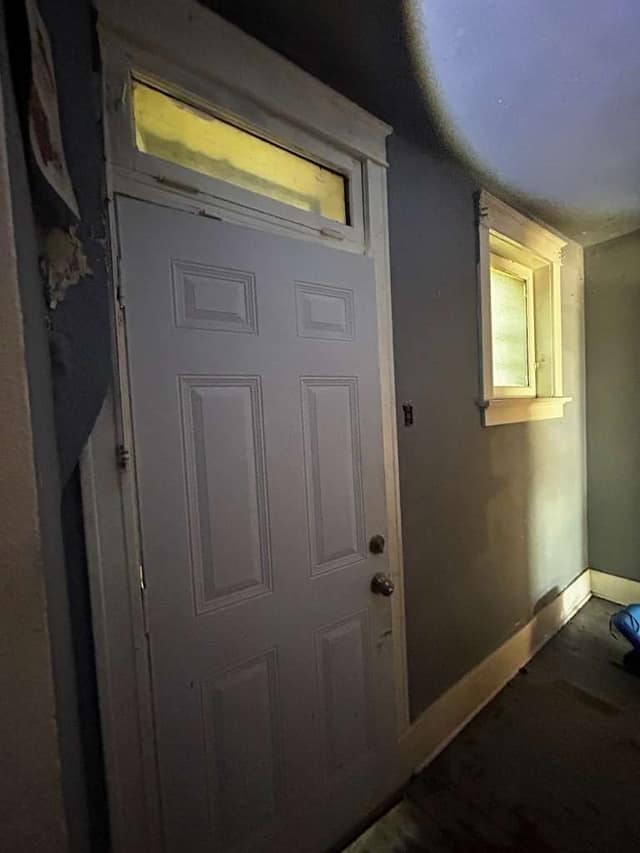 1027 Garth Ave photo 25