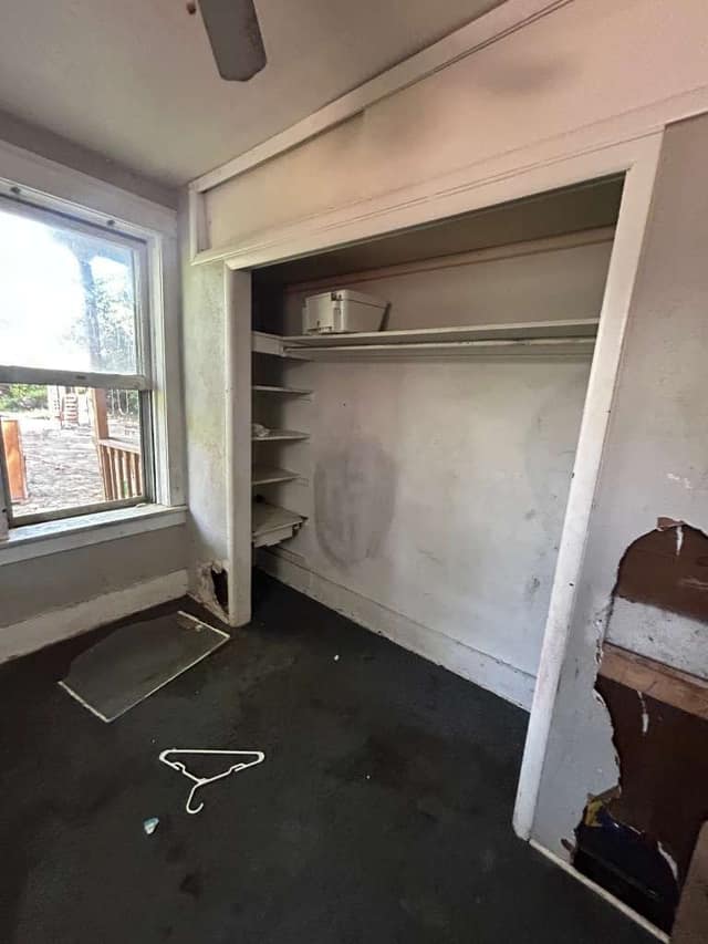 1027 Garth Ave photo 35
