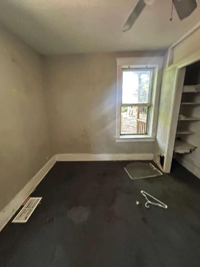 1027 Garth Ave photo 37