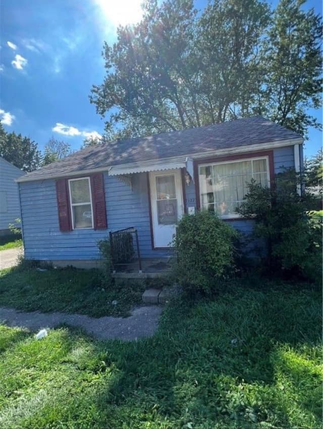 1527 N Oakland Ave photo 1