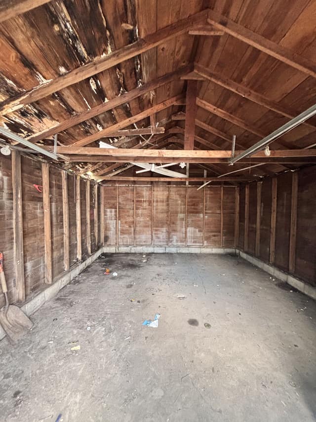 1527 N Oakland Ave photo 3