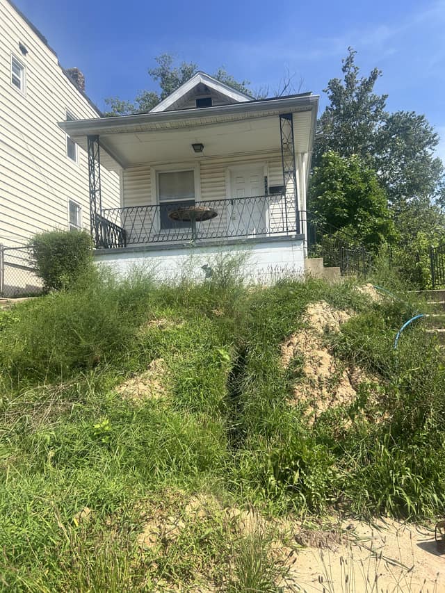 5508 Beacon Ave photo 1