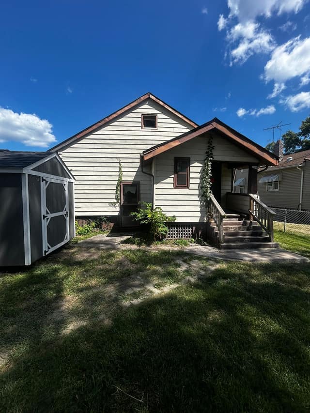 336 Goulding st photo 4