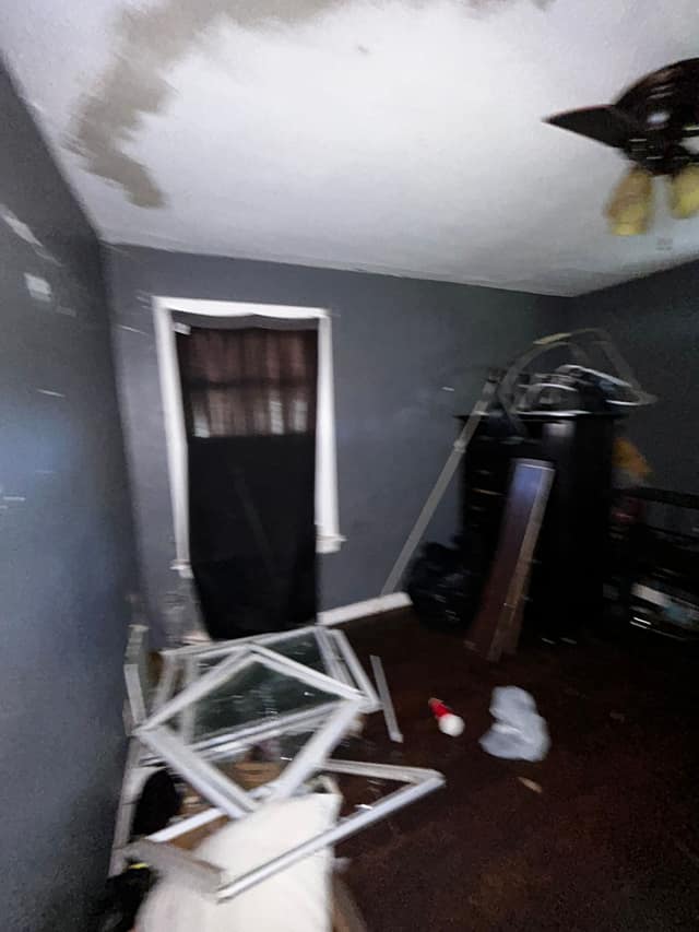 819 Elias Ave photo 21