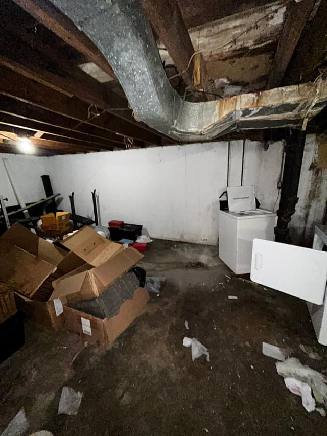 819 Elias Ave photo 30
