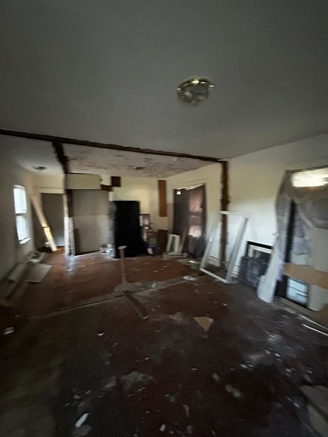 6582 Saint Louis Ave photo 5