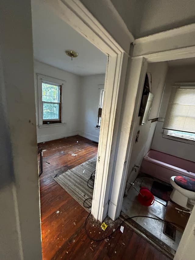 6582 Saint Louis Ave photo 9