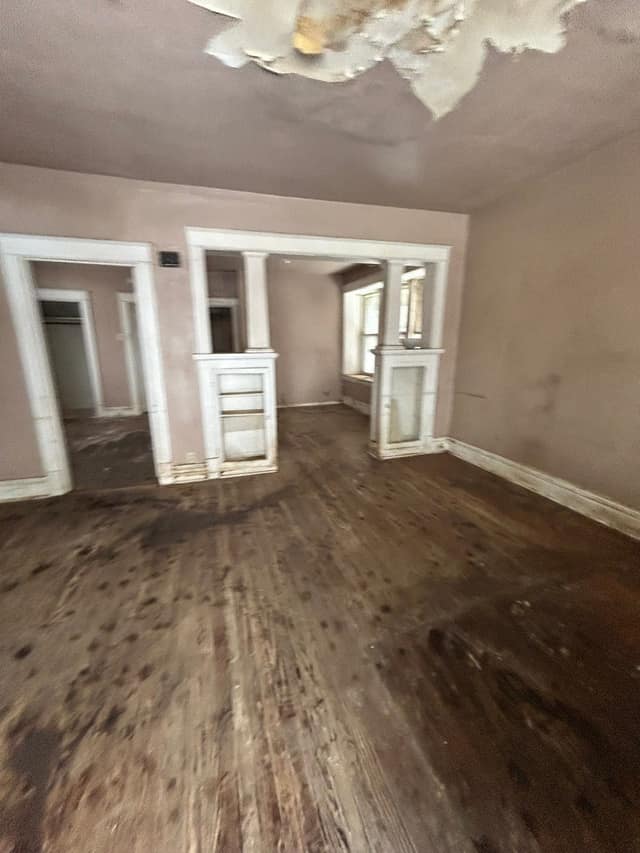 4546 Pope Ave photo 4