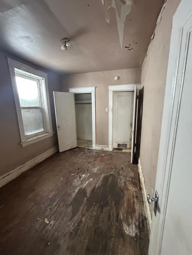 4546 Pope Ave photo 8