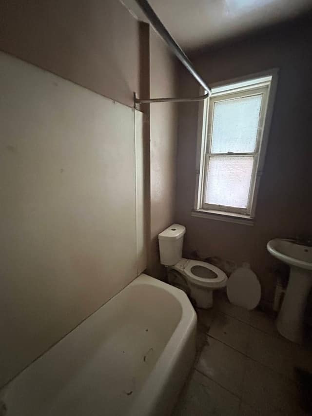 4546 Pope Ave photo 16