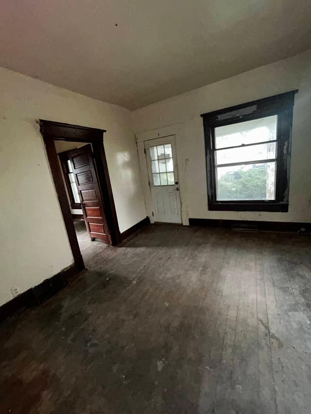 529 N 2nd Street photo 37