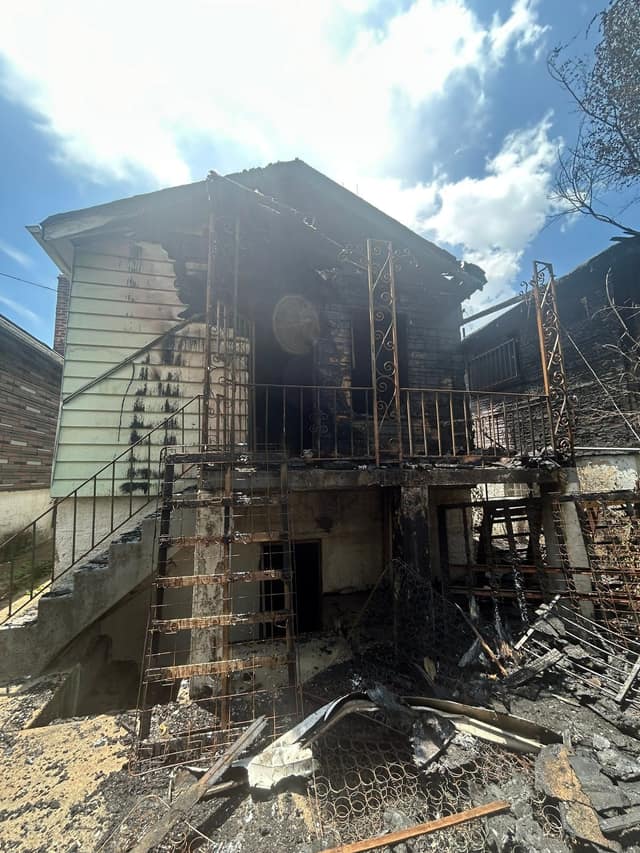 6041 Harney photo 5