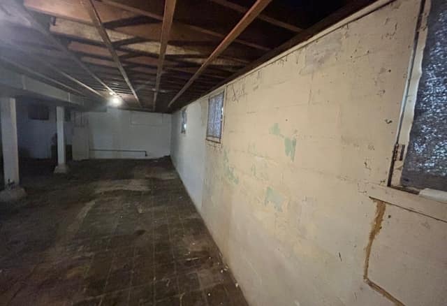 1174 W King photo 27