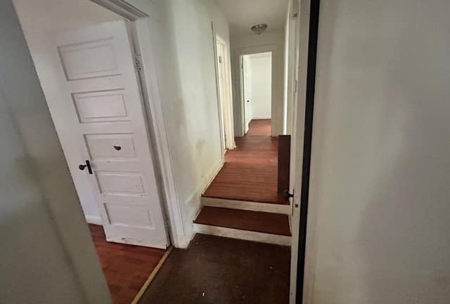 1174 W King photo 24