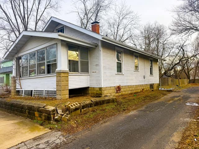 1828 W Latrobe Ave Peoria IL photo 4