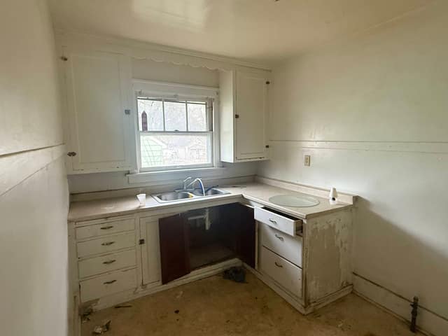 1828 W Latrobe Ave Peoria IL photo 20