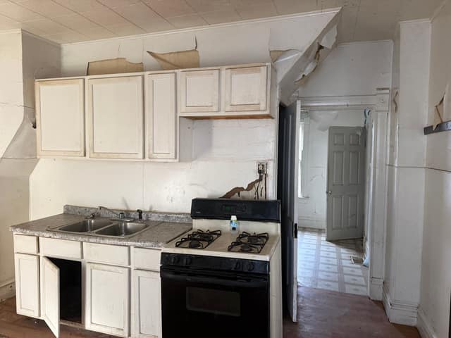 611 Haungs Ave Peoria IL photo 11